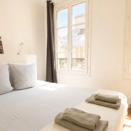 Apartmán Bright Montparnasse With Balcony *