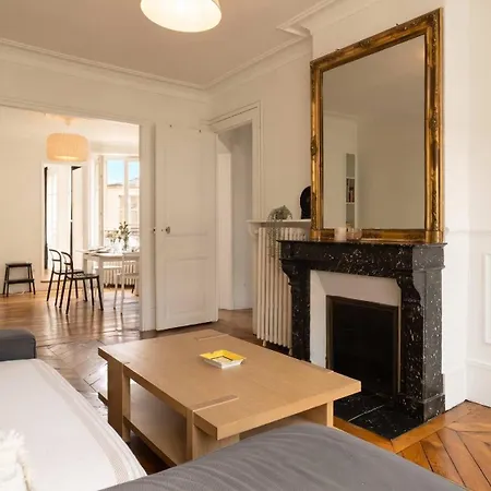 Apartment Bright Montparnasse With Balcony